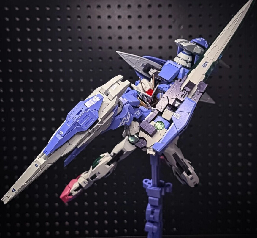 โมเดลใหม่ Menghu รุ่น MB 1/100 - Bandai Gundam Hg บทวิจารณ์และราคา